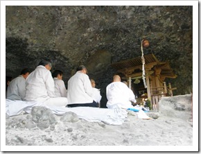 たばこ神社参道開通2