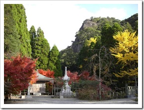 いちき串木野冠岳　太子堂の紅葉