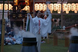 【前夜祭】佐備神社御一行様による湯神楽奉納